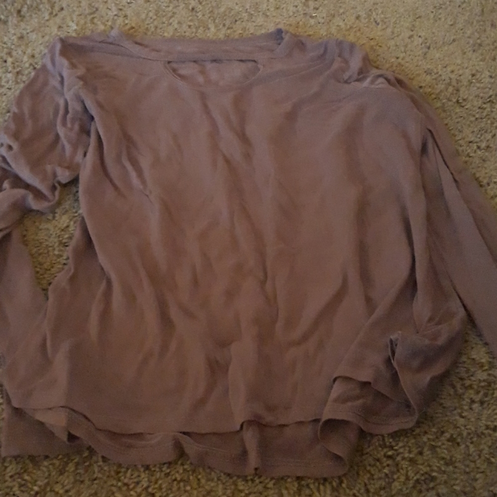 Tee